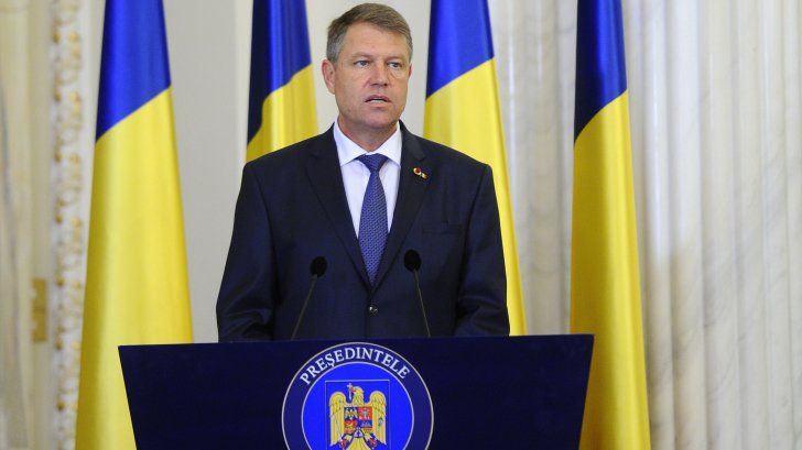 klaus_iohannis_pupitru_45275900