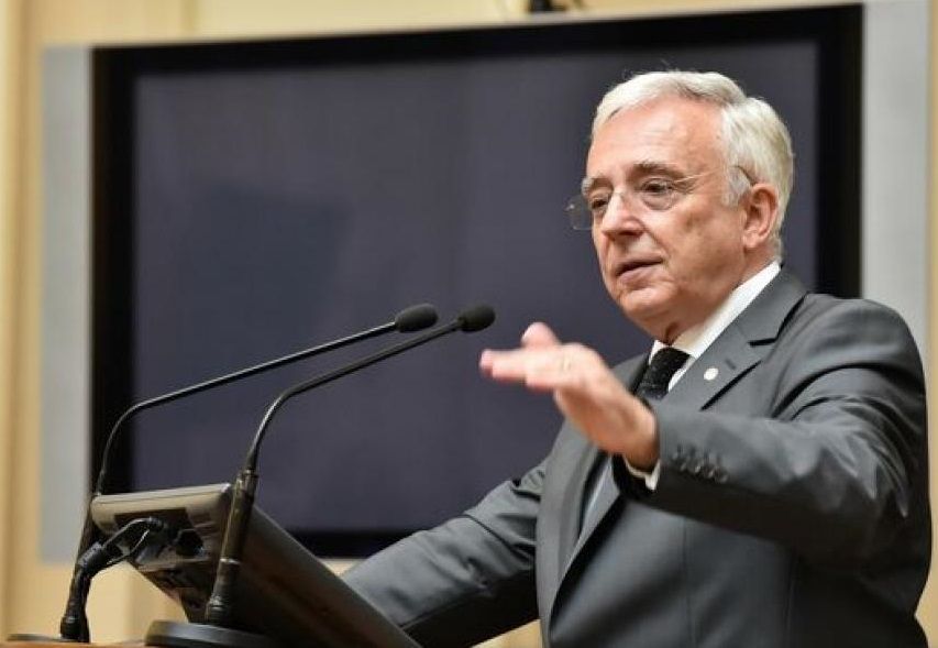 7aa139ac4805509455ee9e1acbb2ea54