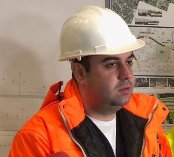 razvan-cuc pe santier functionari