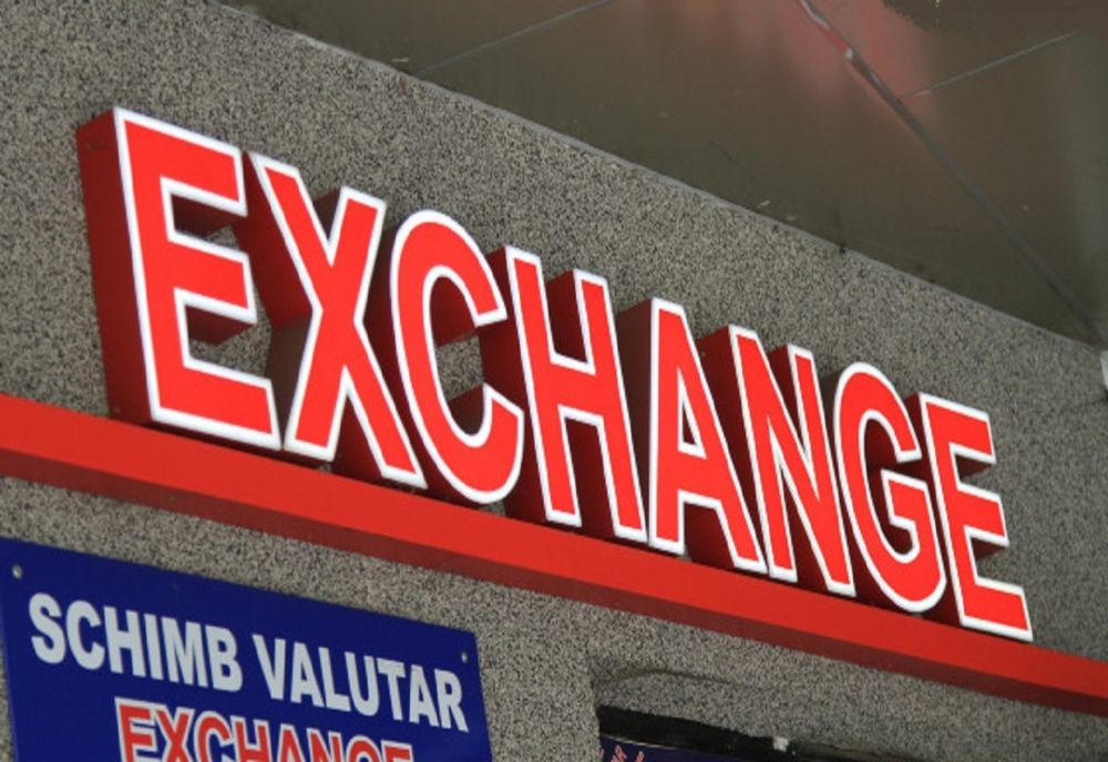 Leul pierde teren în fața principalelor valute