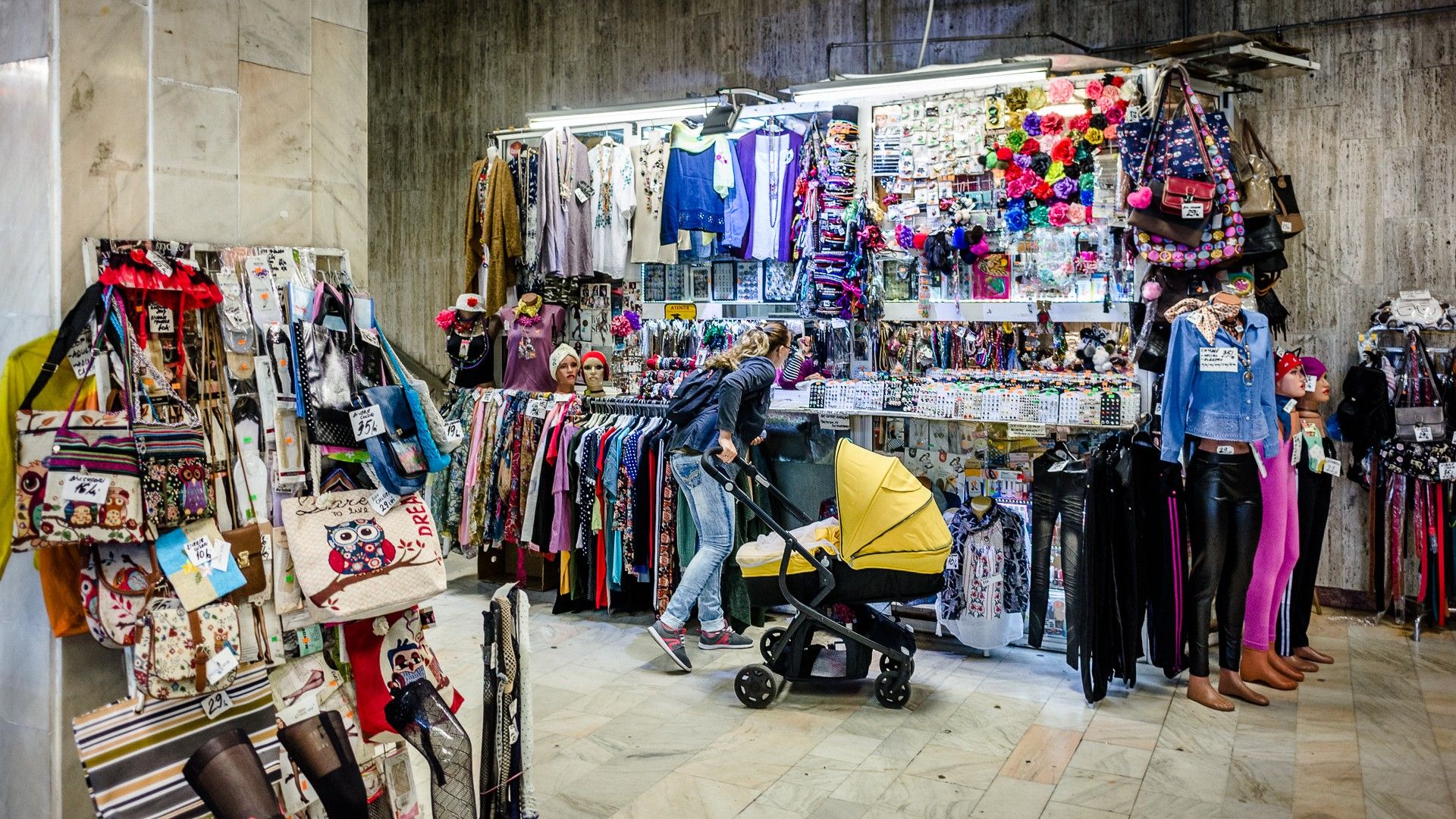 Chiosc la metrou (sursă: bucuresitulmeudrag.ro)