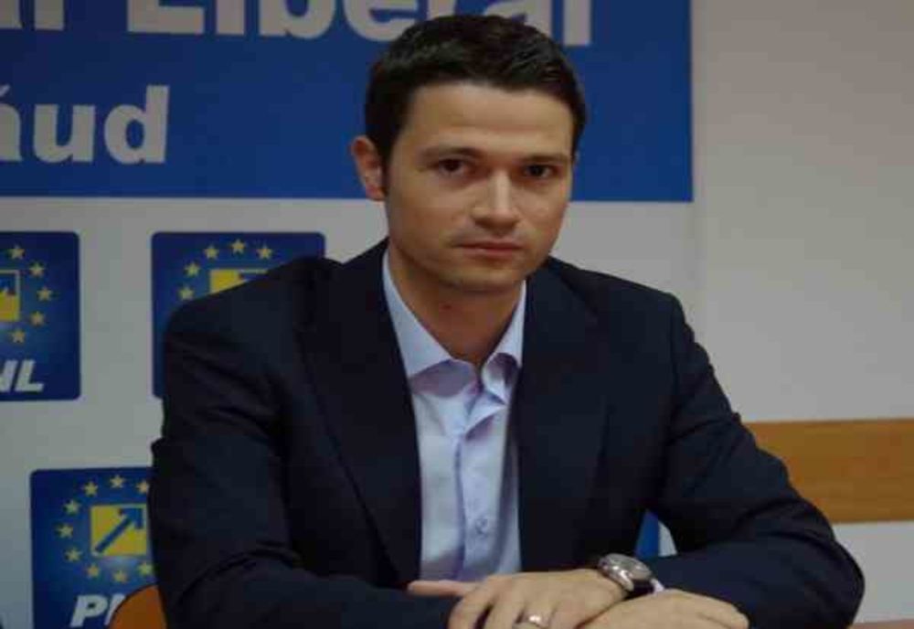 Deputații PNL Mara Calista și Robert Sighiartău, proiect de lege pentru familiile cu copii, cât și pentru cei care au persoane aflate în întreținere