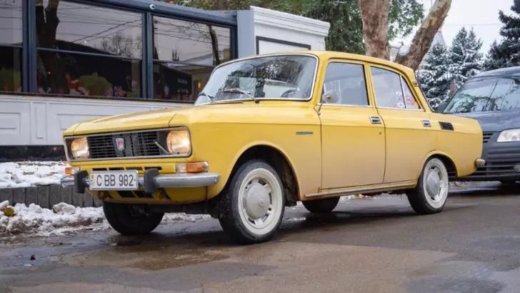 moskvich_56101fe085