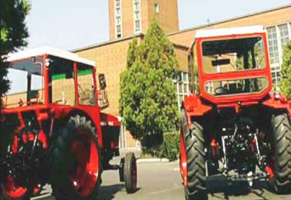 CULISELE STATULUI PARALEL. Prăbușirea uzinei care vindea tractoare pe tot mapamondul