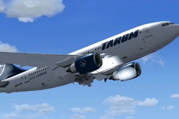 Airbus a început să decoleze din România. Deocamdată via Tarom