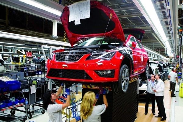 SEAT reintră în arenă. Brandul Grupului VW a înregistrat cele mai mari vânzări din istoria mărcii, în T1