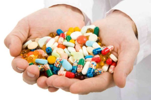 Mii de medicamente ieftine riscă să fie scoase din producție sau delistate