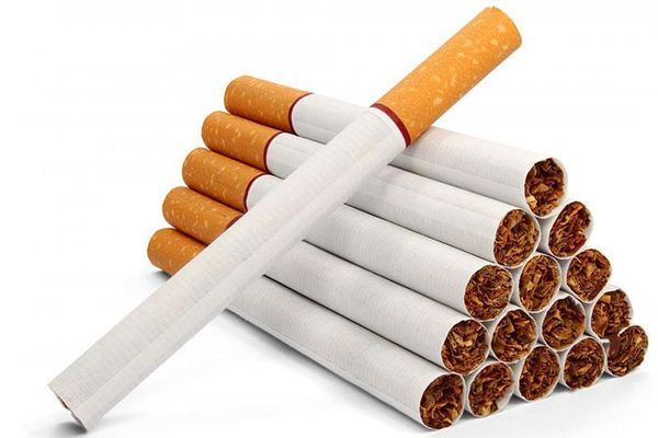 Lucrătorii din tutun, cei mai apreciați angajați în martie