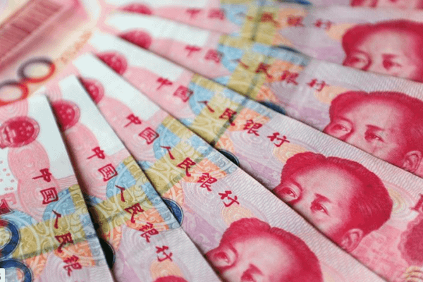 Amenințată de războiul comercial cu SUA, China aruncă bani pe piața bancară