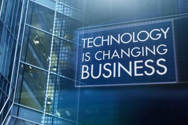 Visa lansează programe de 100 milioane de euro pentru firmele start-up din fintech