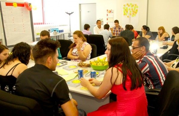 Antreprenori, luați banii statului! Subvenții de până la 1.350 lei/lună