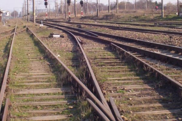 Prin falita CFR, statul mai pierde 40mil de euro dintr-o licitație cu dedicație