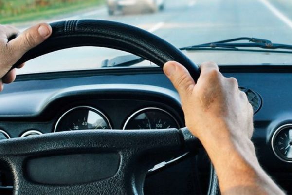 Meseria de șofer, la mare căutare. Peste 320.000 de mii de români vor să se angajeze pe acest post