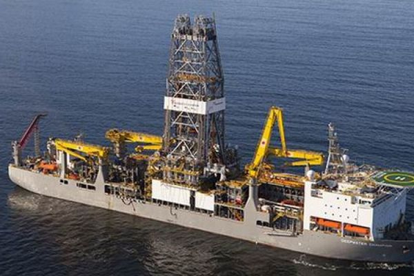 Romgaz s-a înțele cu Exxon să-i cumpere participarea de 50% la exploatarea gazelor din Marea Neagră