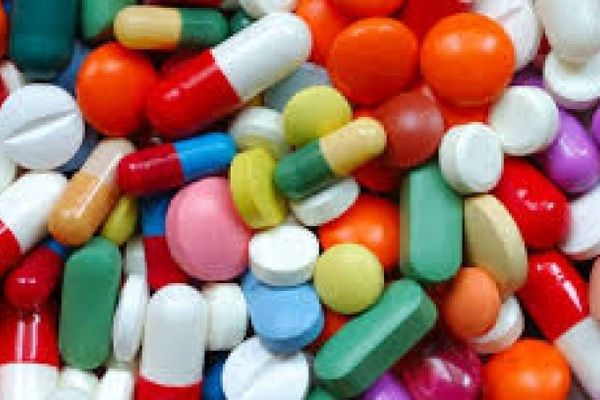 Pilule de cap pentru Dragnea și Tăriceanu. APMGR cere din nou taxă clowback diferențiată