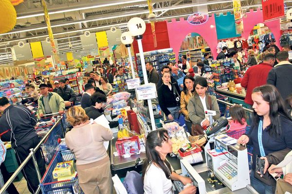 Se golește coșul: Comerțul a înregistrat o creștere de numai 1,1% în mai