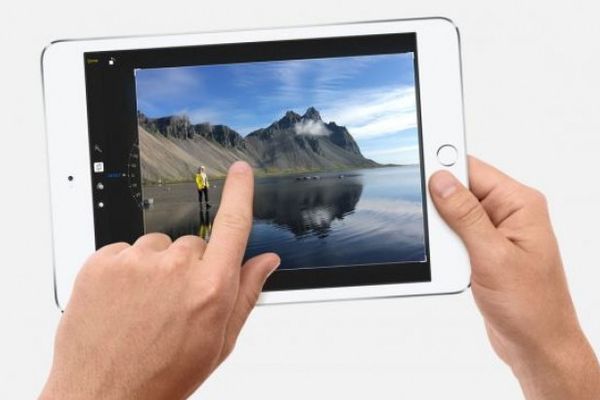 Românul crede că tehnologia face viața mai simplă, dar nu și mai eficientă