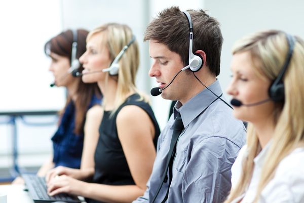 Știi limbi străine, ai abilități IT ? Șansele tale cresc să te angajeze o corporație