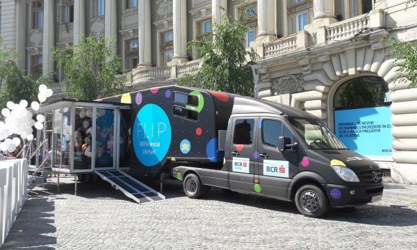 BCR lansează ”Școala de bani”, cea mai mare campanie de educație financiară din România