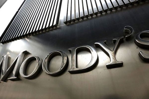 Moody's: Ratingul României va scădea dacă politicile economice nu se schimbă