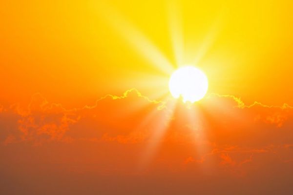 În weekend, zile de foc. Ce ne așteaptă în luna august ?