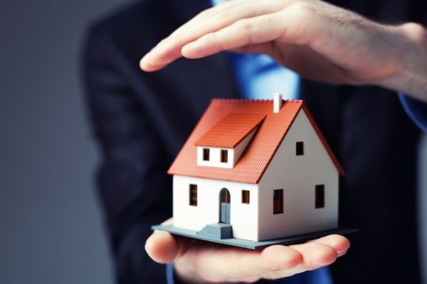 Piața locuințelor: "Românul investițional" are 40-50 de ani și venituri peste medie