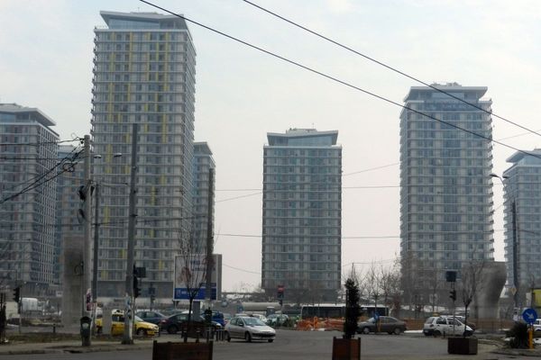 Numărul tranzacțiilor imobiliare a scăzut cu 17% în iulie față de iunie