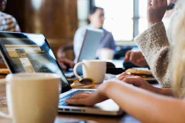 UE are mai puțini șomeri, România mai multe joburi libere