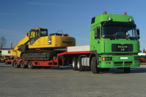 Prestațiile de servicii în industrie au crescut cu 2,2%, în iulie