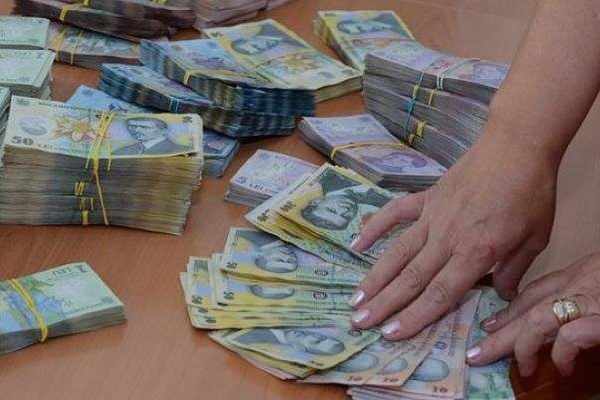 Creditarea a crescut în martie cu 3,5% față de luna februarie
