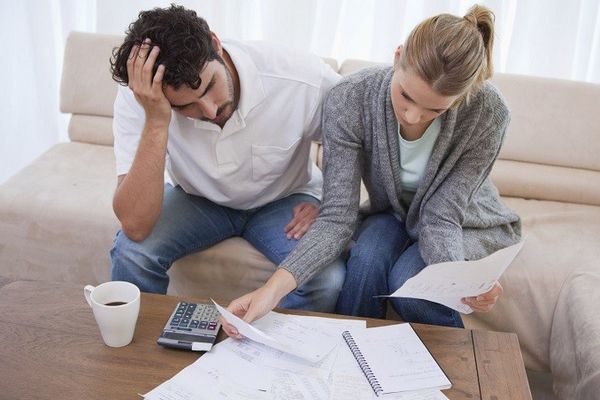 Aviz favorabil pentru proiectul de lege prin care contractele de credit pentru consum, inclusiv de leasing, nu mai sunt executorii