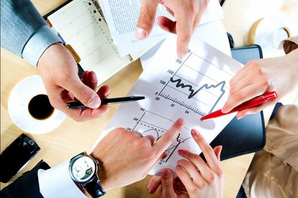 Euro crește, cotația aurului, în scădere