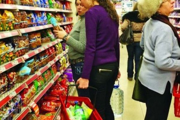 Țările unde românii pleacă la cumpărături și ies pe plus. „Prețurile mici și calitate bună”