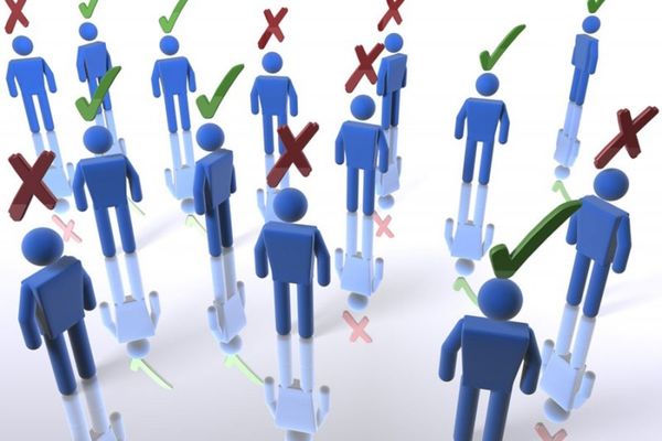 Oficial BNR: Fără salarii ca în UE deficitul de forță de muncă va continua