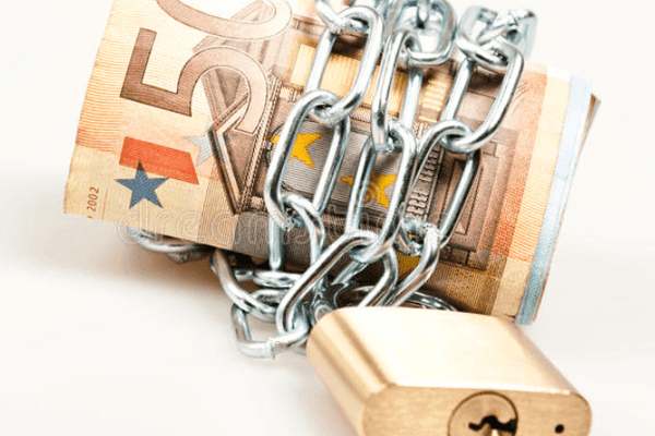 BNR: De la 1 ianuarie pragul maxim de îndatorare din venitul net va fi 40% la creditele lei și 20% la valută (Update)