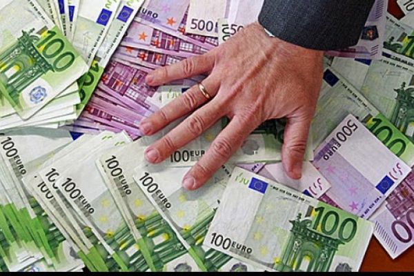 ROBOR la 3 luni crește la 3,21%