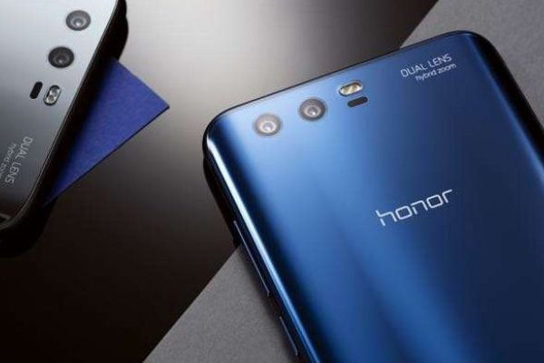 Un brand pentru ”bravi” intră din octombrie pe piața smartphone