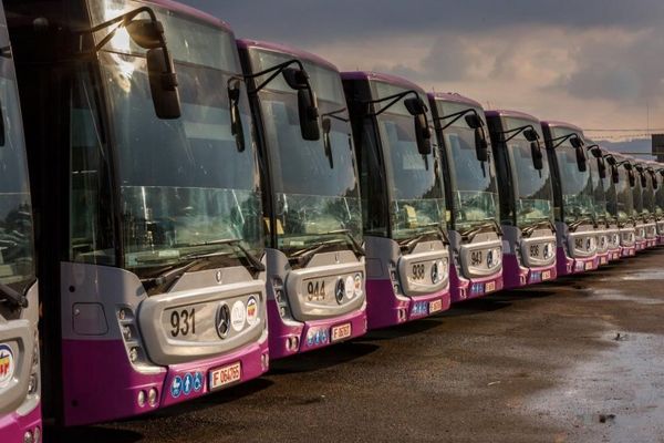 Cluj-Napoca: 30 de autobuze noi, cumpărate cu 1 mil. lei bucata