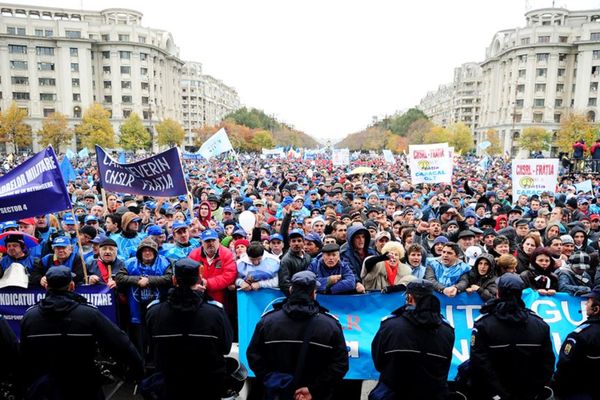 Estimarea sindicatelor: 2 milioane de romani vor ramane pe drumuri! Ce masuri propun?