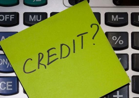 Probleme pe piața de credite ipotecare. România riscă penalități din partea Comisiei Europene