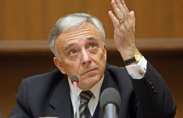 Datoria României, o bombă cu ceas care nu mai poate fi ignorată. Semnal de alarmă de la Mugur Isărescu