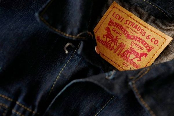 Lovitura dată de Levi Strauss pe bursa de la New York