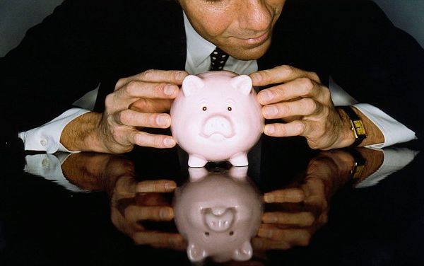 Cel mai bine plătit bancher din România. Suma trece de 1 milion de euro