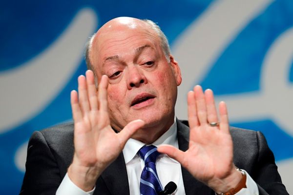 Șeful unui gigant auto, salariu de 276 de ori mai mare decât al angajaților săi