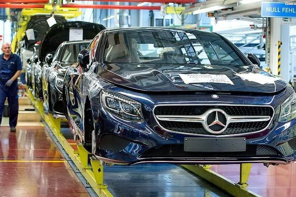O nouă fabrică Mercedes în estul Europei