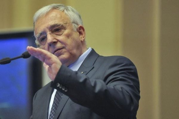 Guvernatorul BNR explică de ce nu pot fi majorate pensiile