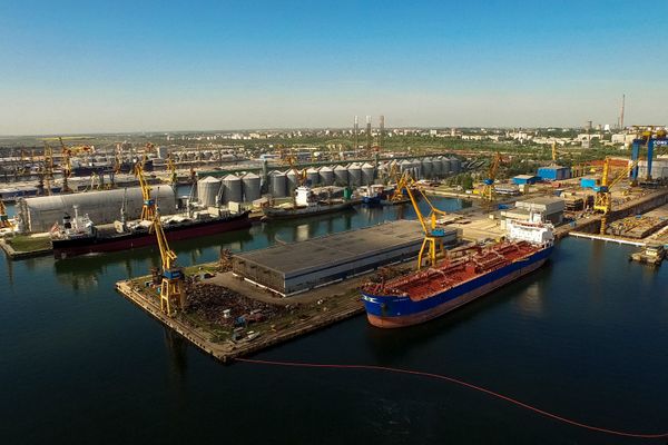 Traficul de mărfuri în porturile maritime românești a crescut cu peste 10 la sută