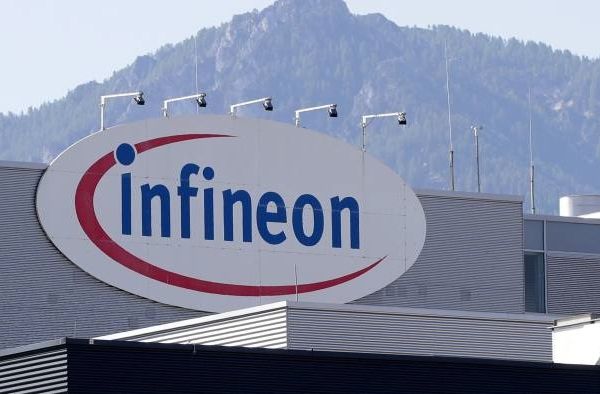 Tranzacție de 9 miliarde euro: Germanii de la Infineon își cumpără rivalii americani