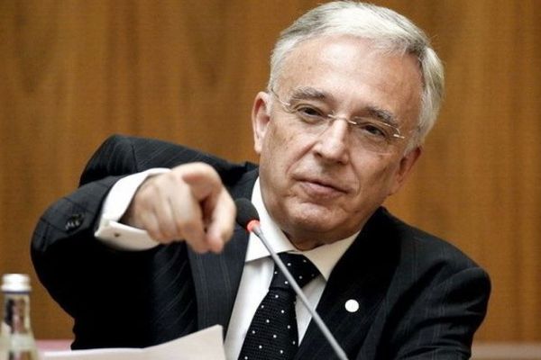 Mugur Isărescu anunță tăvălugul scumpirilor. Inflația a depășit prognozele, din cauza scumpirii energiei