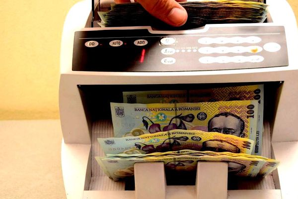 Statul mai ia 400 de milioane de la Banca Mondiala